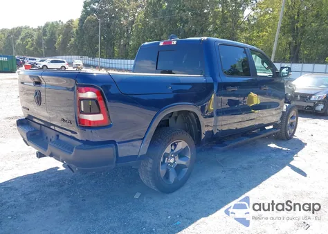 2020 Ram 1500 Big Horn 4X4 5'7 Box из США, поврежденный, VIN 1C6SRFFT3LN383255